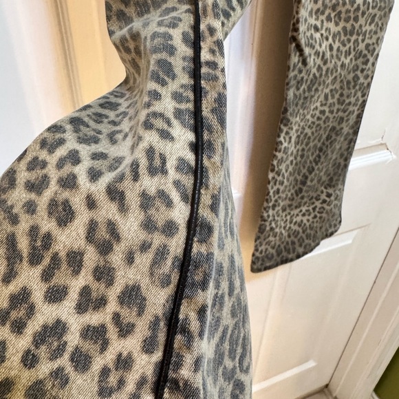 Frame Leopard Print Flare Pants - Picture 9 of 17